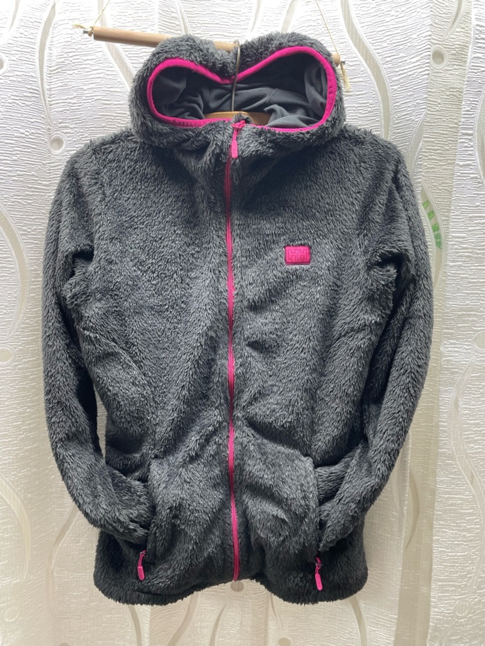 Helly Hansen Fleece Hoodie Womens M‎ Grey Pink Full Zip High Pile Teddy Jacket